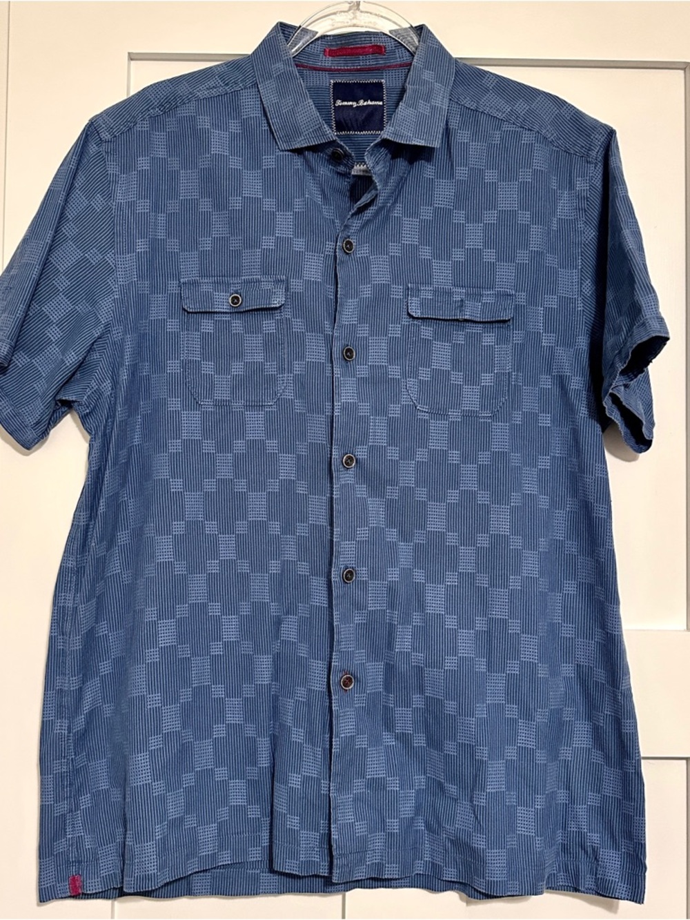 Tommy Bahama Men's Blue Short-Sleeve Geometric Pattern Cotton Silk Shirt • Med